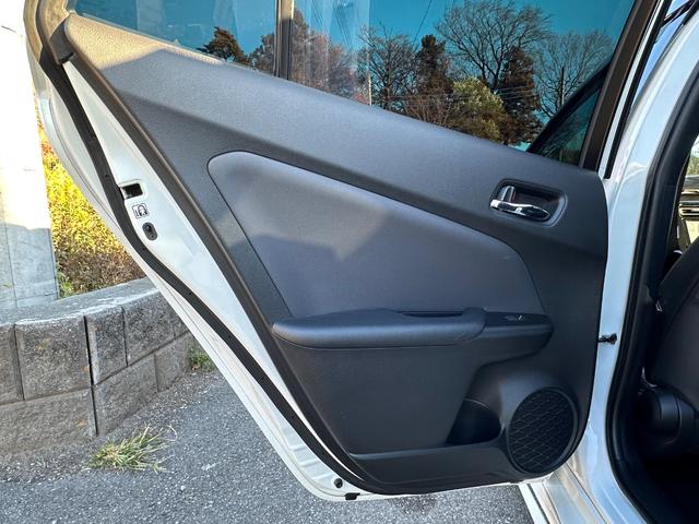 プリウス Ｓツーリングセレクション　純正９インチナビ　ＴＶ　モデリスタフルエアロ（31枚目）