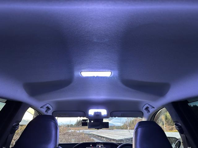 プリウス Ｓツーリングセレクション　純正９インチナビ　ＴＶ　モデリスタフルエアロ（35枚目）