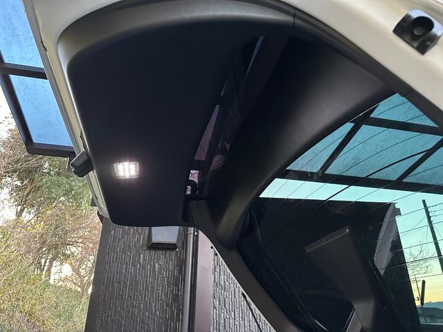 プリウス Ｓツーリングセレクション　純正９インチナビ　ＴＶ　モデリスタフルエアロ（36枚目）