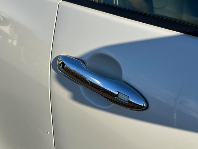 プリウス Ｓツーリングセレクション　純正９インチナビ　ＴＶ　モデリスタフルエアロ（61枚目）