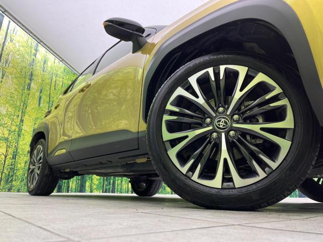 ハイブリッドZ セーフティーセンス 純正ディスプレイオーディオ 禁煙車 レーダークルーズ バックカメラ シートヒーター パワーシート LEDヘッド ハーフレザー Bluetooth ETC ドラレコ 純正18AW(14枚目)