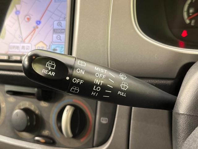 カスタムR SDナビ 禁煙車 バックカメラ ETC DVD再生 CD再生 地デジ プライバシーガラス 衝突安全ボディ 電動格納ミラー 盗難防止装置 トラクションコントロール ヘッドライトレベライザー(25枚目)