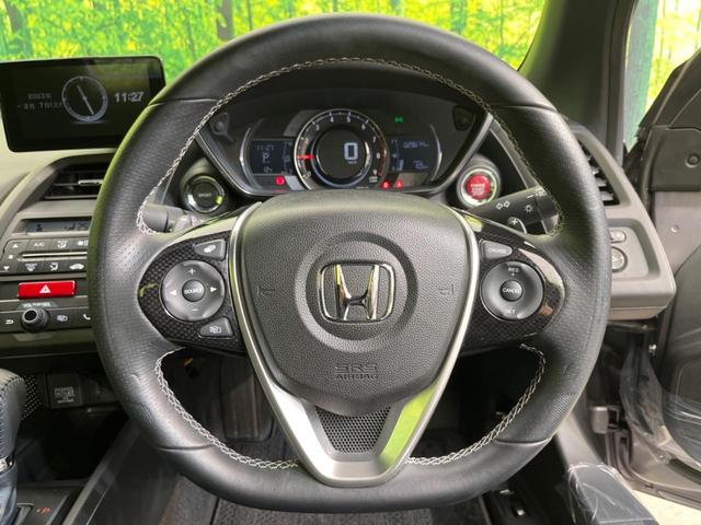 α 純正ディスプレイオーディオ 禁煙車 クルーズコントロール バックカメラ LEDヘッド Bluetooth再生 オートライト オートエアコン 革巻きステアリング 純正16AW ハーフレザーシート(11枚目)