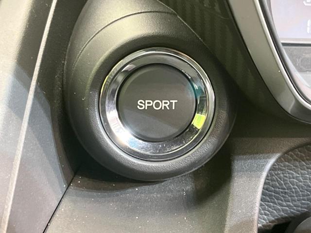 α 純正ディスプレイオーディオ 禁煙車 クルーズコントロール バックカメラ LEDヘッド Bluetooth再生 オートライト オートエアコン 革巻きステアリング 純正16AW ハーフレザーシート(25枚目)