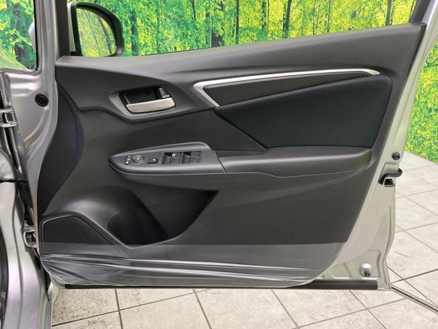 13G・Fパッケージ あんしんパッケージ 純正ナビ シティブレーキアクティブシステム 禁煙車 バックカメラ Bluetooth接続 サイド&カーテンエアバッグ スマートキー プッシュスタート オートエアコン(27枚目)