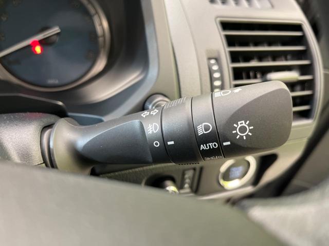 TX 登録済未使用車 トヨタセーフティセンス レーダークルーズ LEDヘッド&フォグ レーンキープアシスト クリアランスソナー オートマチックハイビーム 純正17インチアルミホイール デュアルオートエアコン(36枚目)