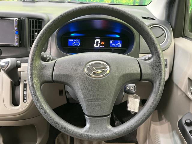 X HDDナビ 禁煙車 バックカメラ アイドリングストップ プライバシーガラス トラクションコントロール 衝突安全ボディ 盗難防止装置 横滑り防止装置 電動格納ミラー(12枚目)