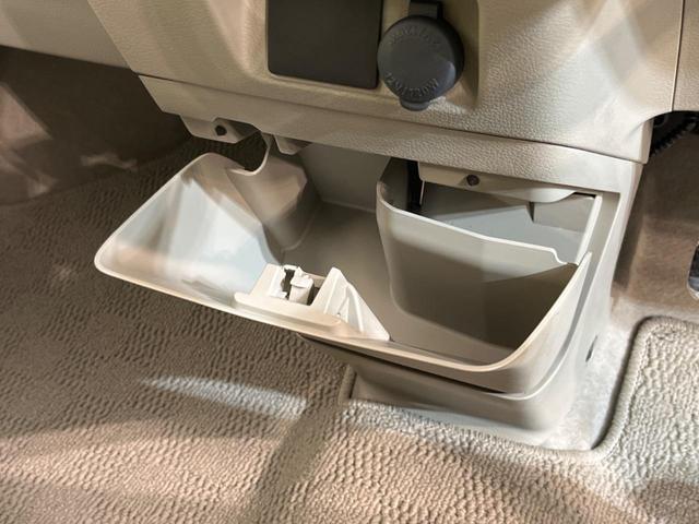 X CDオーディオ 両側パワースライドドア 禁煙車 スマートキー プッシュスタート オートエアコン アイドリングストップ 盗難防止システム 衝突安全ボディ プライバシーガラス 電動格納ミラー(30枚目)