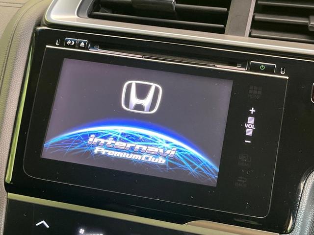 フィットハイブリッド Ｌパッケージ　純正ナビ　バックカメラ　シティブレーキアクティブシステム　クルーズコントロール　寒冷地仕様　禁煙車　ドラレコ　ＥＴＣ　ＬＥＤヘッド＆フォグ　オートライト　オートエアコン　スマートキー（3枚目）