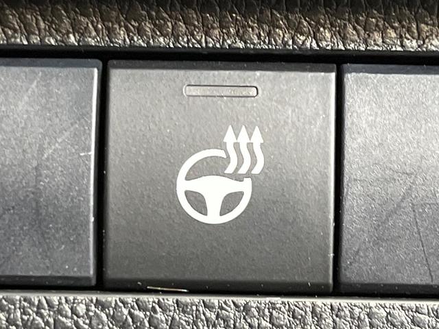 ＲＡＶ４ Ｇ　４ＷＤ　純正９型ナビ　バックカメラ　セーフティセンス　レーダークルーズ　禁煙車　電動リアゲート　メモリー機能付パワーシート　前席シートヒーター　ステアリングヒーター　ＥＴＣ　ＬＥＤヘッド＆フォグ（7枚目）
