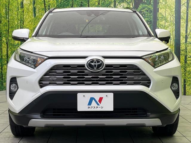 ＲＡＶ４ Ｇ　４ＷＤ　純正９型ナビ　バックカメラ　セーフティセンス　レーダークルーズ　禁煙車　電動リアゲート　メモリー機能付パワーシート　前席シートヒーター　ステアリングヒーター　ＥＴＣ　ＬＥＤヘッド＆フォグ（14枚目）