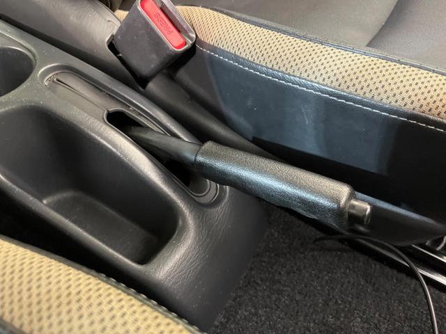 ジムニー ランドベンチャー　４ＷＤ　ＭＴ車　ＳＤナビ　禁煙車　ハーフレザーシート　シートヒーター　ドラレコ　スマートキー　ＥＴＣ　純正１６インチＡＷ　電動格納ミラー　ドアバイザー　プライバシーガラス　盗難防止システム（42枚目）
