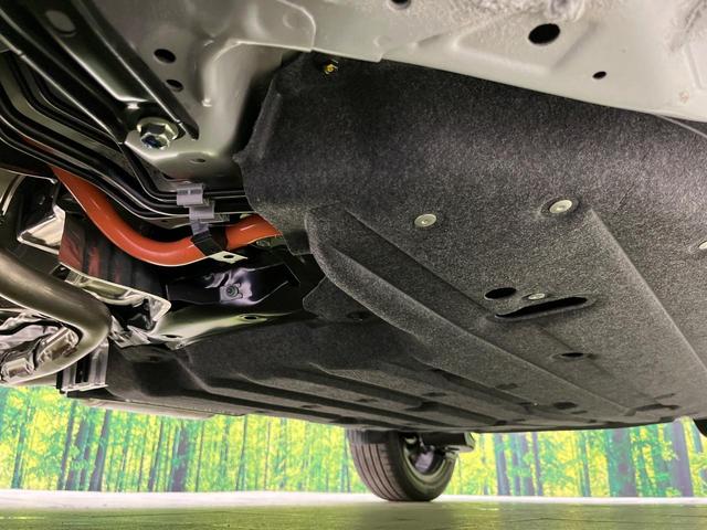 ヴェゼル ｅ：ＨＥＶ　Ｚ　登録済未使用車　純正９型ナビ　バックカメラ　ホンダセンシング　禁煙車　ＥＴＣ　Ｂｌｕｅｔｏｏｔｈ接続　シートヒーター　パワーバックドア　ハーフレザーシート　ＬＥＤヘッドライト　置くだけ充電（21枚目）