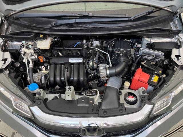 フィットハイブリッド L ホンダセンシング 純正ナビ バックカメラ 寒冷地仕様 ホンダセンシング レーダークルーズ 禁煙車 ハーフレザーシート コーナーセンサー デジタルインナーミラー LEDヘッド&フォグ ETC Bluetooth再生(18枚目)