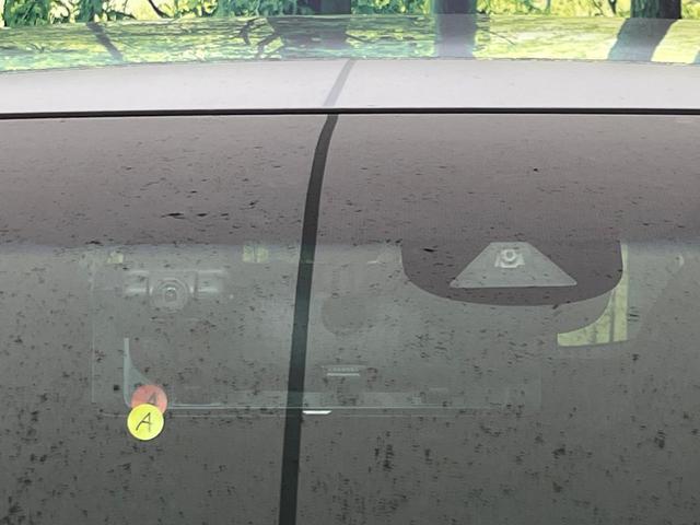 フィットハイブリッド L ホンダセンシング 純正ナビ バックカメラ 寒冷地仕様 ホンダセンシング レーダークルーズ 禁煙車 ハーフレザーシート コーナーセンサー デジタルインナーミラー LEDヘッド&フォグ ETC Bluetooth再生(45枚目)