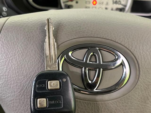 ピクシススペース L 純正CDオーディオ 禁煙車 キーレスエントリー 電動格納ミラー 衝突安全ボディ プライバシーガラス パワーウィンドウ パワーステアリング 盗難防止システム(7枚目)