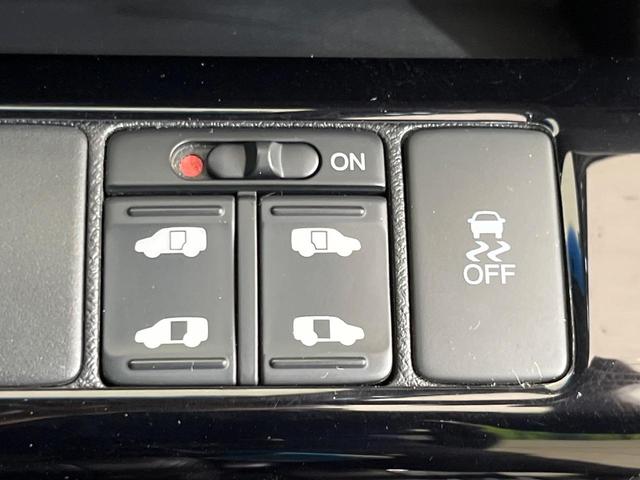 ステップワゴンスパーダ Z 純正HDDナビ バックカメラ 禁煙車 両側電動スライドドア HIDヘッドライト ETC ドラレコ オートエアコン オートライト スマートキー アイドリングストップ 電動格納ミラー 地デジ ドアバイザー(5枚目)