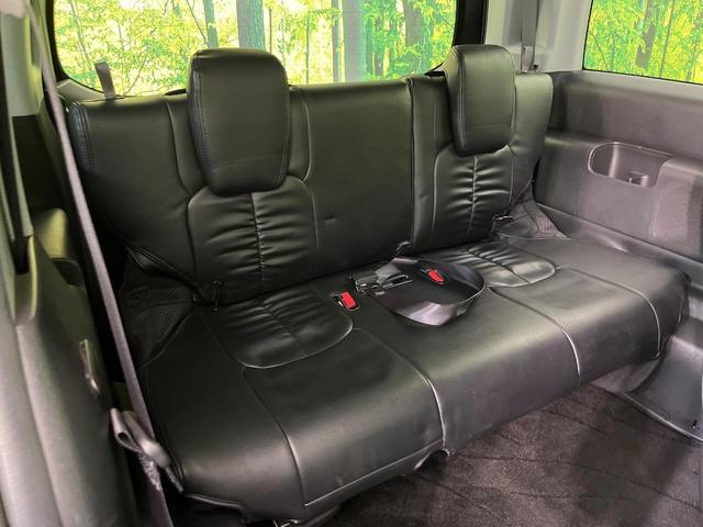 ステップワゴンスパーダ Z 純正HDDナビ バックカメラ 禁煙車 両側電動スライドドア HIDヘッドライト ETC ドラレコ オートエアコン オートライト スマートキー アイドリングストップ 電動格納ミラー 地デジ ドアバイザー(10枚目)