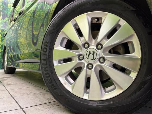 ステップワゴンスパーダ Z 純正HDDナビ バックカメラ 禁煙車 両側電動スライドドア HIDヘッドライト ETC ドラレコ オートエアコン オートライト スマートキー アイドリングストップ 電動格納ミラー 地デジ ドアバイザー(14枚目)