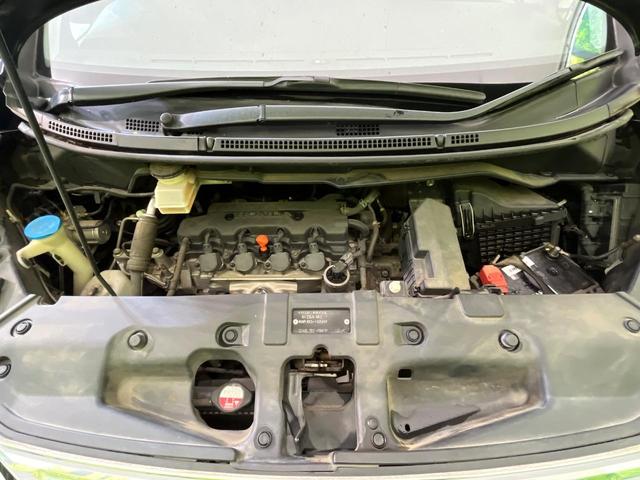 ステップワゴンスパーダ Z 純正HDDナビ バックカメラ 禁煙車 両側電動スライドドア HIDヘッドライト ETC ドラレコ オートエアコン オートライト スマートキー アイドリングストップ 電動格納ミラー 地デジ ドアバイザー(18枚目)