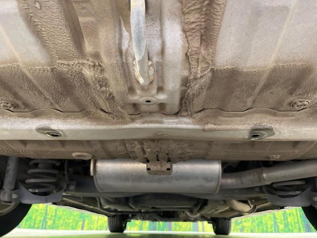 ステップワゴンスパーダ Z 純正HDDナビ バックカメラ 禁煙車 両側電動スライドドア HIDヘッドライト ETC ドラレコ オートエアコン オートライト スマートキー アイドリングストップ 電動格納ミラー 地デジ ドアバイザー(19枚目)