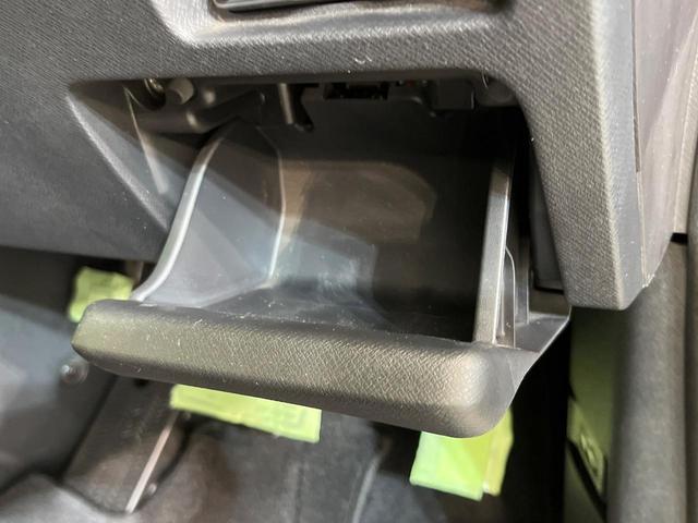 ステップワゴンスパーダ Z 純正HDDナビ バックカメラ 禁煙車 両側電動スライドドア HIDヘッドライト ETC ドラレコ オートエアコン オートライト スマートキー アイドリングストップ 電動格納ミラー 地デジ ドアバイザー(51枚目)