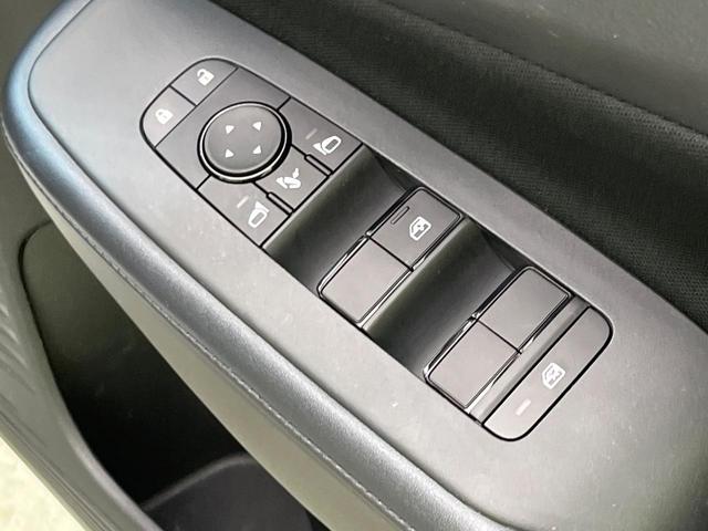 ノート X 純正9型ナビ 全周囲カメラ インテリジェントエマージェンシーブレーキ 禁煙車 置くだけ充電 ブラインドスポットモニター デジタルインナーミラー 前席シートヒーター ETC ハイビームアシスト(26枚目)