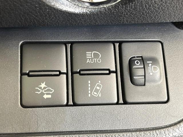 シエンタ ハイブリッドG 純正ナビ バックカメラ セーフティセンス 両側電動ドア 禁煙車 ETC Bluetooth再生 オートエアコン オートマチックハイビーム スマートキー 電動格納ミラー ドアバイザー プライバシーガラス(5枚目)