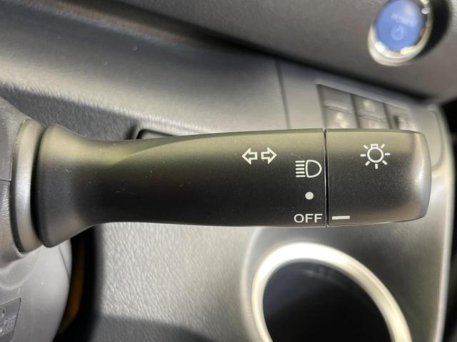 シエンタ ハイブリッドG 純正ナビ バックカメラ セーフティセンス 両側電動ドア 禁煙車 ETC Bluetooth再生 オートエアコン オートマチックハイビーム スマートキー 電動格納ミラー ドアバイザー プライバシーガラス(41枚目)