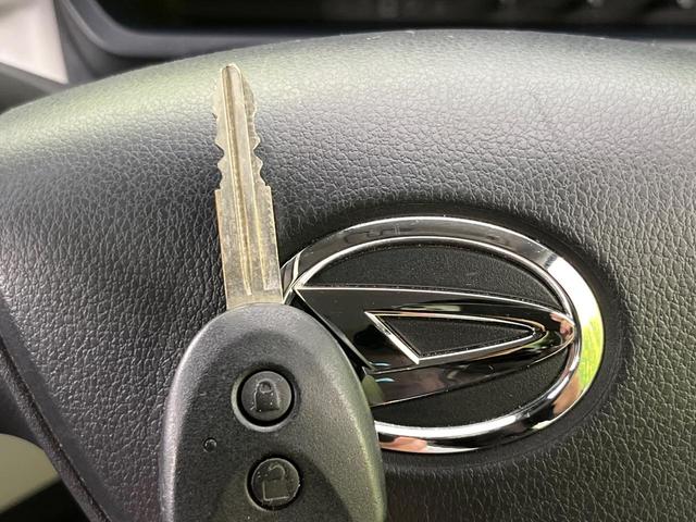 ミライース X SAIII スマートアシスト オートマチックハイビーム 車線逸脱警報 コーナーセンサー 禁煙車 電動格納ミラー アイドリングストップ CDプレーヤー ドアバイザー プライバシーガラス キーレスエントリー(5枚目)