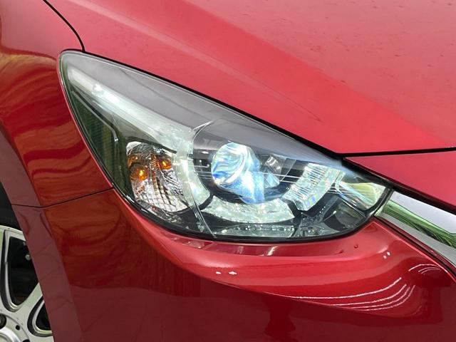 デミオ 13S 純正ナビ バックカメラ シティブレーキ 禁煙車 スマートキー LEDヘッド オートライト オートエアコン 電動格納ミラー パワーウィンドウ プライバシーガラス パワーステアリング 盗難防止装置(12枚目)