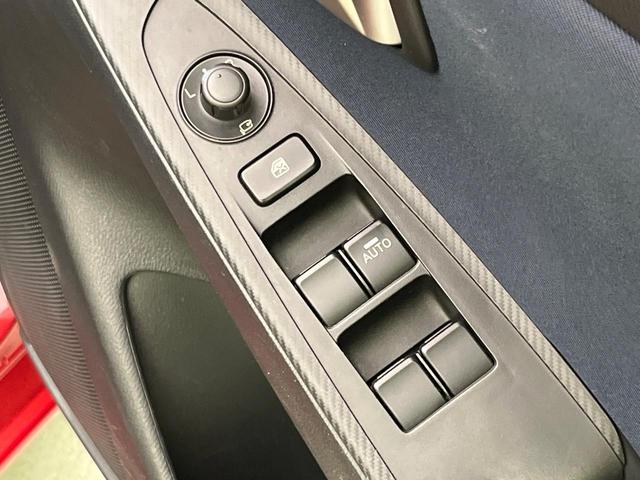 デミオ 13S 純正ナビ バックカメラ シティブレーキ 禁煙車 スマートキー LEDヘッド オートライト オートエアコン 電動格納ミラー パワーウィンドウ プライバシーガラス パワーステアリング 盗難防止装置(25枚目)