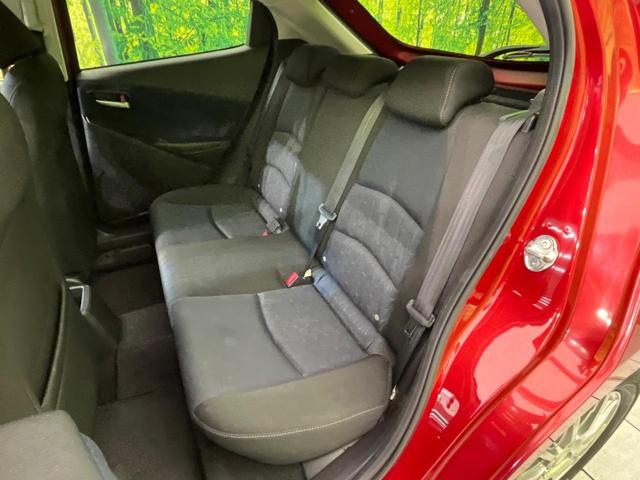 デミオ 13S 純正ナビ バックカメラ シティブレーキ 禁煙車 スマートキー LEDヘッド オートライト オートエアコン 電動格納ミラー パワーウィンドウ プライバシーガラス パワーステアリング 盗難防止装置(29枚目)