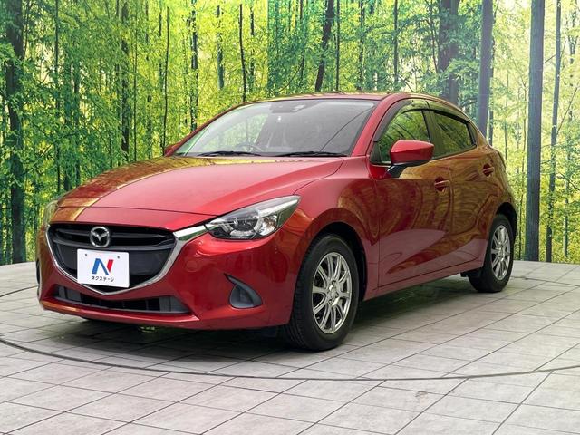 デミオ 13S 純正ナビ バックカメラ シティブレーキ 禁煙車 スマートキー LEDヘッド オートライト オートエアコン 電動格納ミラー パワーウィンドウ プライバシーガラス パワーステアリング 盗難防止装置(46枚目)