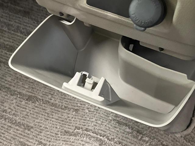 スペーシア X SDナビ 両側電動スライドドア 禁煙車 スマートキー オートエアコン 電動格納ミラー プライバシーガラス パワーウィンドウ パワーステアリング 衝突安全ボディ 盗難防止装置 ドアバイザー(37枚目)