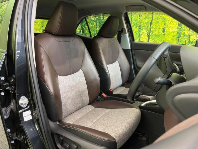 ヤリスクロス ハイブリッドZ 純正8型ナビ 全周囲カメラ セーフティセンス 禁煙車 ハーフレザーシート パワーシート コーナーセンサー スマートキー LEDヘッド ビルトインETC オートマチックハイビーム 電動格納ミラー(8枚目)