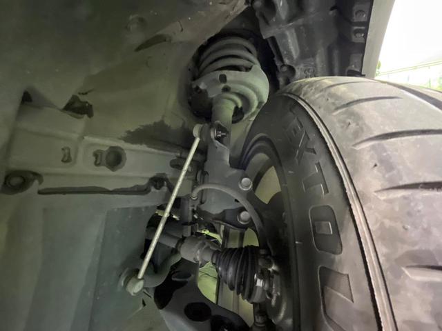 C-HR G モード ネロ セーフティプラスII モデリスタエアロ 純正8型ナビ 全周囲カメラ セーフティセンス 禁煙車 ブラインドスポットモニター ハーフレザーシート ドラレコ 前席シートヒーター LEDヘッド ETC2.0 オートハイビーム(20枚目)