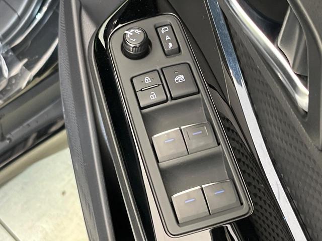 C-HR G モード ネロ セーフティプラスII モデリスタエアロ 純正8型ナビ 全周囲カメラ セーフティセンス 禁煙車 ブラインドスポットモニター ハーフレザーシート ドラレコ 前席シートヒーター LEDヘッド ETC2.0 オートハイビーム(29枚目)