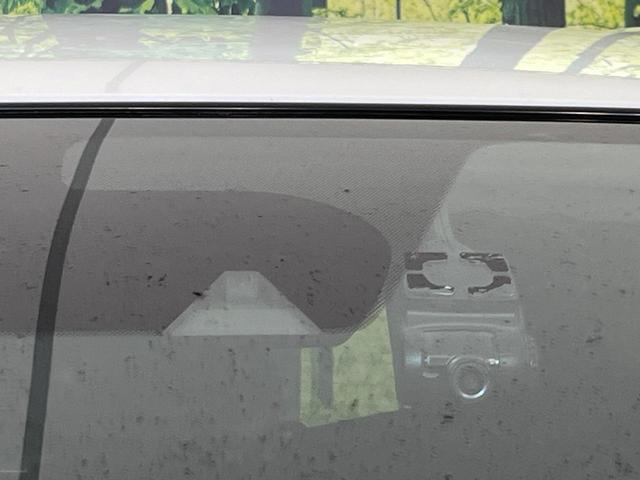 ノート X DIG-S エマージェンシーブレーキパッケージ 純正ナビ バックカメラ エマージェンシーブレーキ 禁煙車 スマートキー オートエアコン パワーウィンドウ 電動格納ミラー パワーステアリング プライバシーガラス 衝突安全ボディ 盗難防止装置(40枚目)