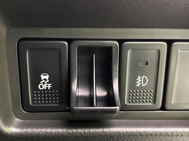 スイフトスポーツ ベースグレード MT車 SDナビ 禁煙車 スマートキー HIDヘッド ビルトインETC クルコン オートライト オートエアコン 純正17インチアルミ 電動格納ミラー プライバシーガラス パワーウィンドウ(26枚目)