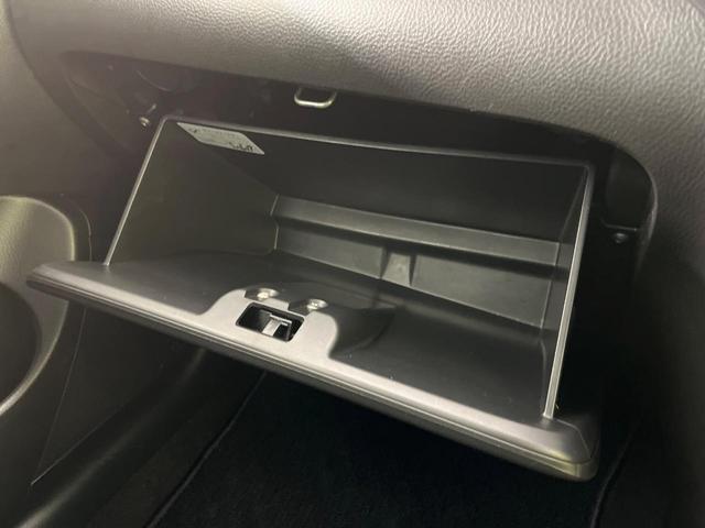 スイフトスポーツ ベースグレード MT車 SDナビ 禁煙車 スマートキー HIDヘッド ビルトインETC クルコン オートライト オートエアコン 純正17インチアルミ 電動格納ミラー プライバシーガラス パワーウィンドウ(39枚目)