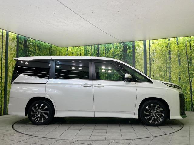 ヴォクシー ハイブリッドS-Z 快適利便パッケージ 純正10型ナビ バックカメラ セーフティセンス 両側電動スライドドア 禁煙車 LEDヘッド&フォグ デジタルインナーミラー ETC2.0 ドラレコ Bluetooth再生(66枚目)