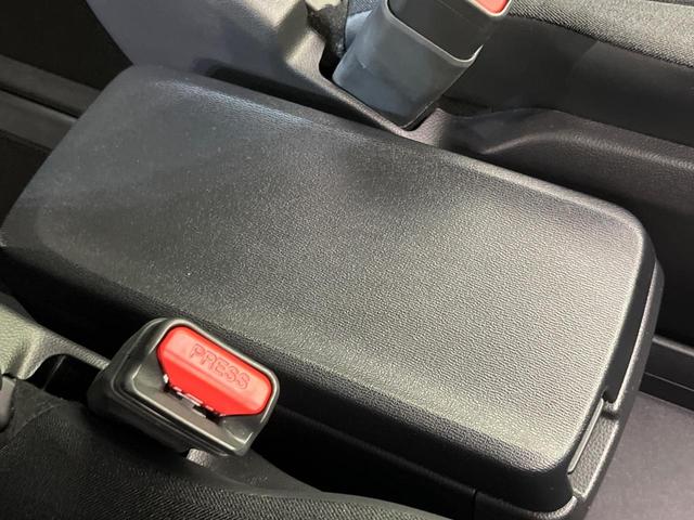 ヴォクシー ハイブリッドS-G 純正10型ナビ バックカメラ 両側電動スライドドア セーフティセンス  禁煙車 LEDヘッドライト ETC Bluetooth再生 CD/DVDデッキ オートエアコン オートライト(48枚目)