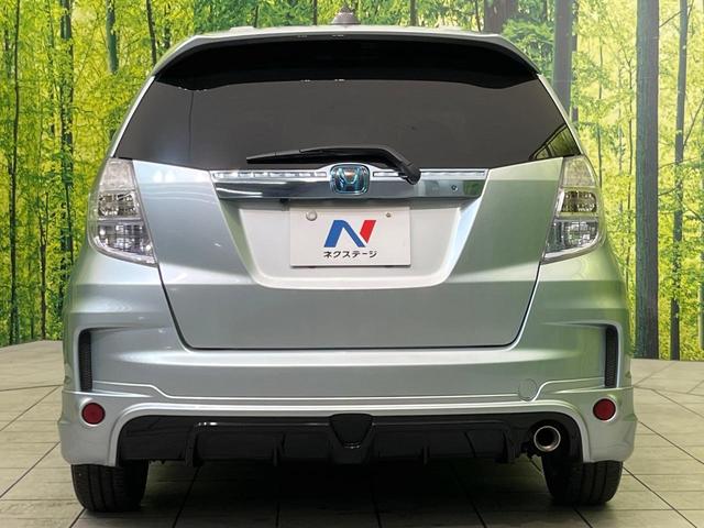 フィットハイブリッド RS 純正ナビ バックカメラ 禁煙車 HIDヘッド ETC クルーズコントロール Bluetooth再生 オートエアコン オートライト スマートキー 純正16インチAW 地デジ CD/DVD 電動格納ミラー(15枚目)