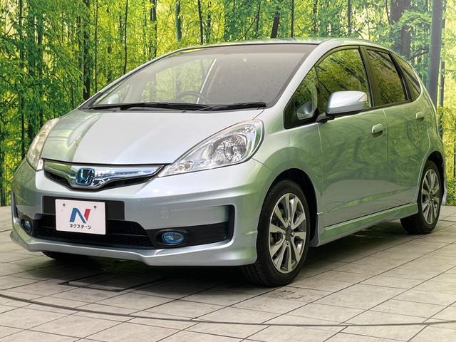 フィットハイブリッド RS 純正ナビ バックカメラ 禁煙車 HIDヘッド ETC クルーズコントロール Bluetooth再生 オートエアコン オートライト スマートキー 純正16インチAW 地デジ CD/DVD 電動格納ミラー(49枚目)