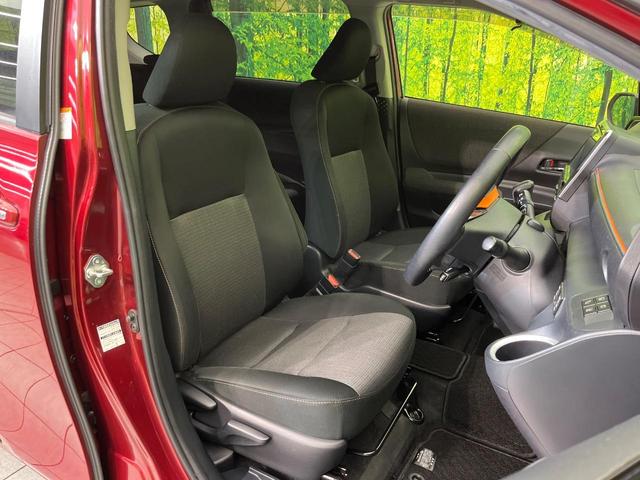 シエンタ ハイブリッド　ファンベースＧ　純正９型ナビ　全周囲カメラ　セーフティセンス　両側電動スライドドア　禁煙車　コーナーセンサー　ＬＥＤヘッド＆フォグ　ＥＴＣ２．０　クルーズコントロール　ステアリングヒーター　前席シートヒーター（8枚目）