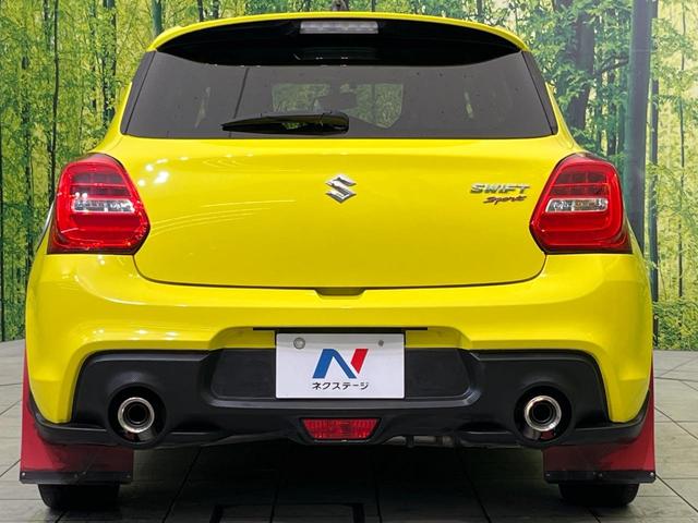 安心の最長10年・走行無制限保証(有償)をご用意。保証内容も充実はもちろん、無料点検&オイル交換や、年中無休の全国・24時間ロードサービスも付帯されておりますのでご安心下さい。