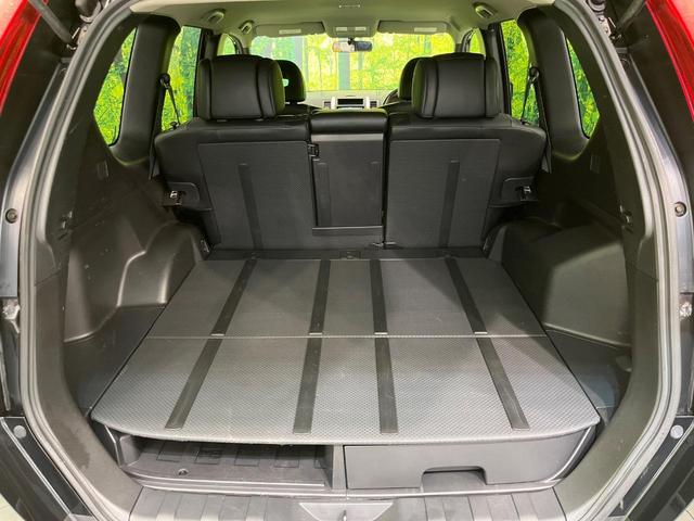 エクストレイル ２０Ｘ　４ＷＤ　ＳＤナビ　禁煙車　前中席シートヒーター　ＨＩＤヘッドライト　ＥＴＣ　Ｂｌｕｅｔｏｏｔｈ再生　オートエアコン　オートライト　スマートキー　フルセグ　電動格納ミラー　プライバシーガラス（29枚目）