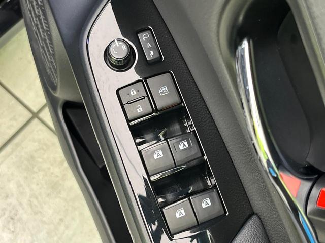 プリウス Sツーリングセレクション 純正9型ナビ バックカメラ セーフティセンス レーダークルーズ 禁煙車 ハーフレザーシート ETC ドラレコ 前席シートヒーター LEDヘッド&フォグ Bluetooth オートエアコン オートライト(27枚目)