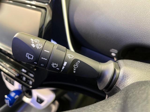 プリウス Sツーリングセレクション 純正9型ナビ バックカメラ セーフティセンス レーダークルーズ 禁煙車 ハーフレザーシート ETC ドラレコ 前席シートヒーター LEDヘッド&フォグ Bluetooth オートエアコン オートライト(38枚目)